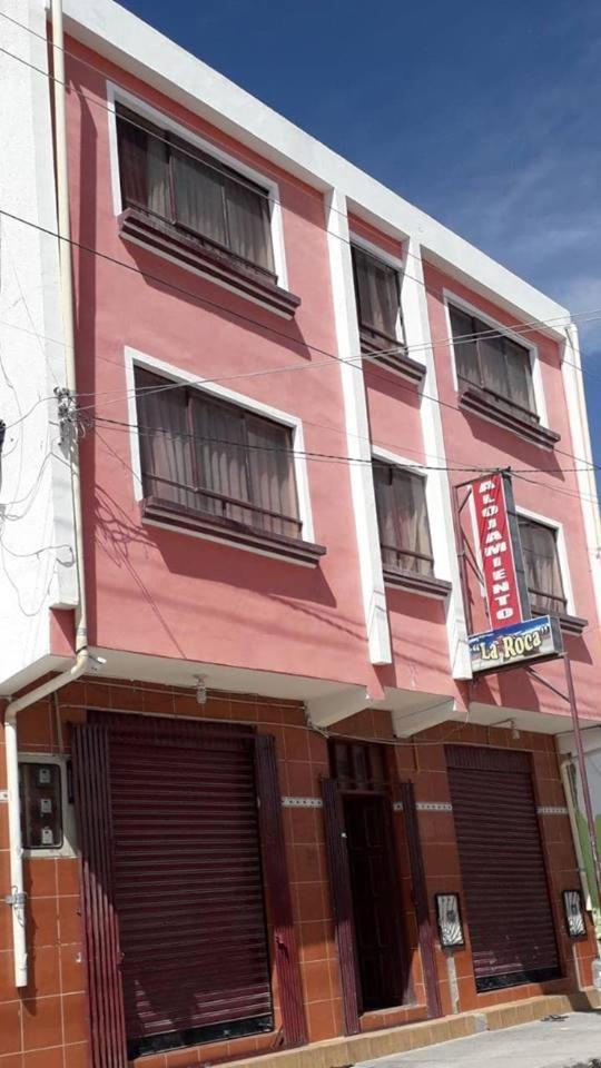 Hostal "La Roca" Uyuni Exterior photo